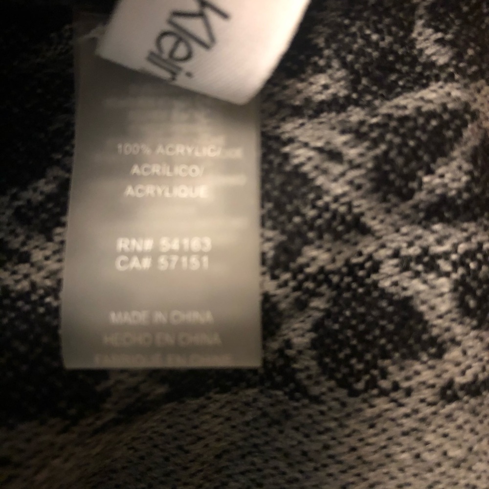 Calvin Klein Scarf - Picture 4 of 4